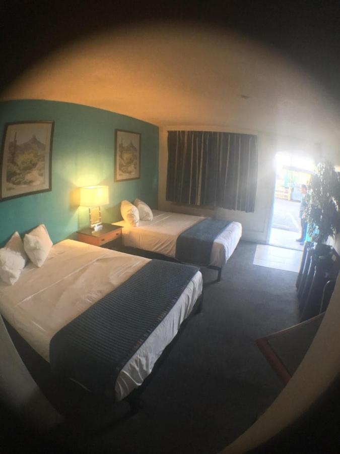 Desert Hills Motel ลาสเวกัส ภายนอก รูปภาพ